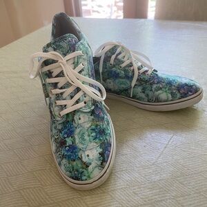 Vans Floral Print Green Blue Size 10 Womens Skate Shoes